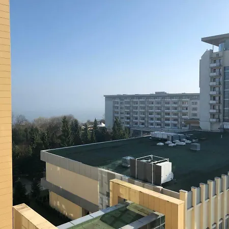 Apartament W Arce アパート コウォブジェク